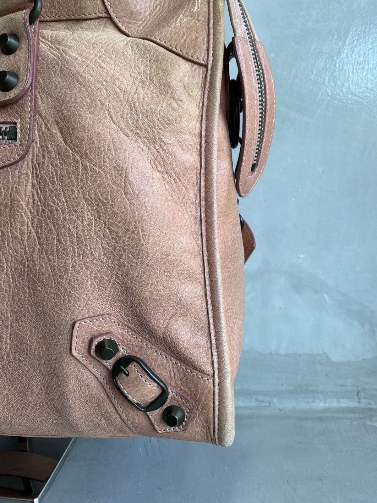 Balenciaga Balenciaga - Classic City - Salmon Pink Lambskin Leather Bag Size ONE SIZE - 4 Thumbnail