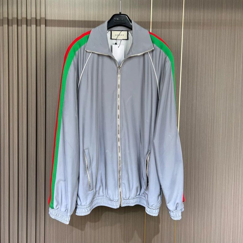 Gucci Gucci Red and green webbing 3m reflective zipper jacket 250 Size US S / EU 44-46 / 1 - 1 Thumbnail
