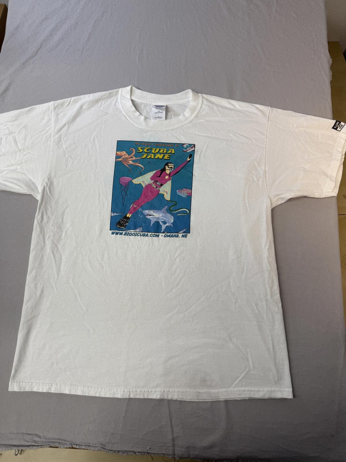 Gildan Women Scuba T-shirt Mighty Adventures of Scuba Jane Omaha NE Size US XL / EU 56 / 4 - 2 Thumbnail