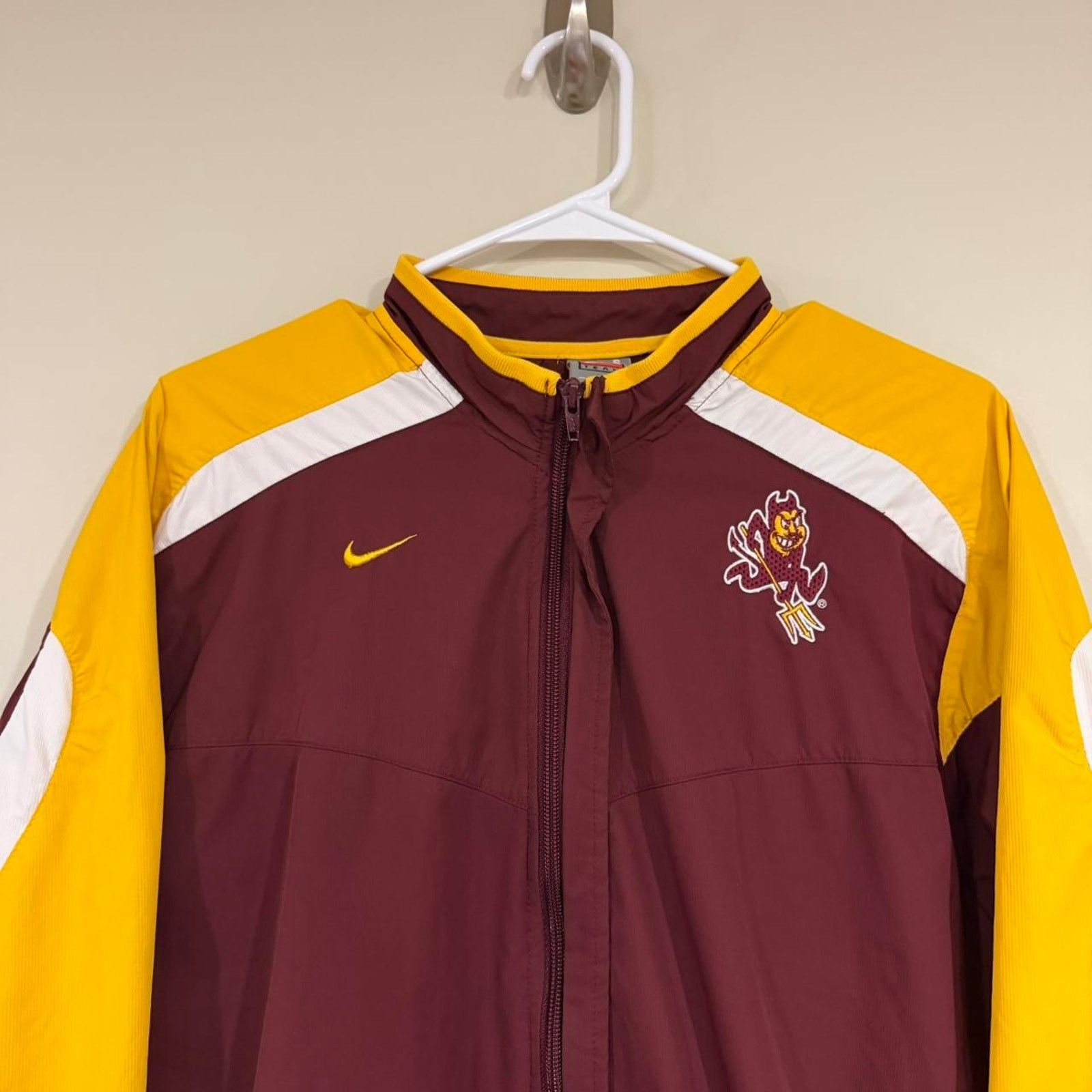 Nike Vintage Nike Arizona State Sun Devils Windbreaker Jacket Size US S / EU 44-46 / 1 - 3 Thumbnail