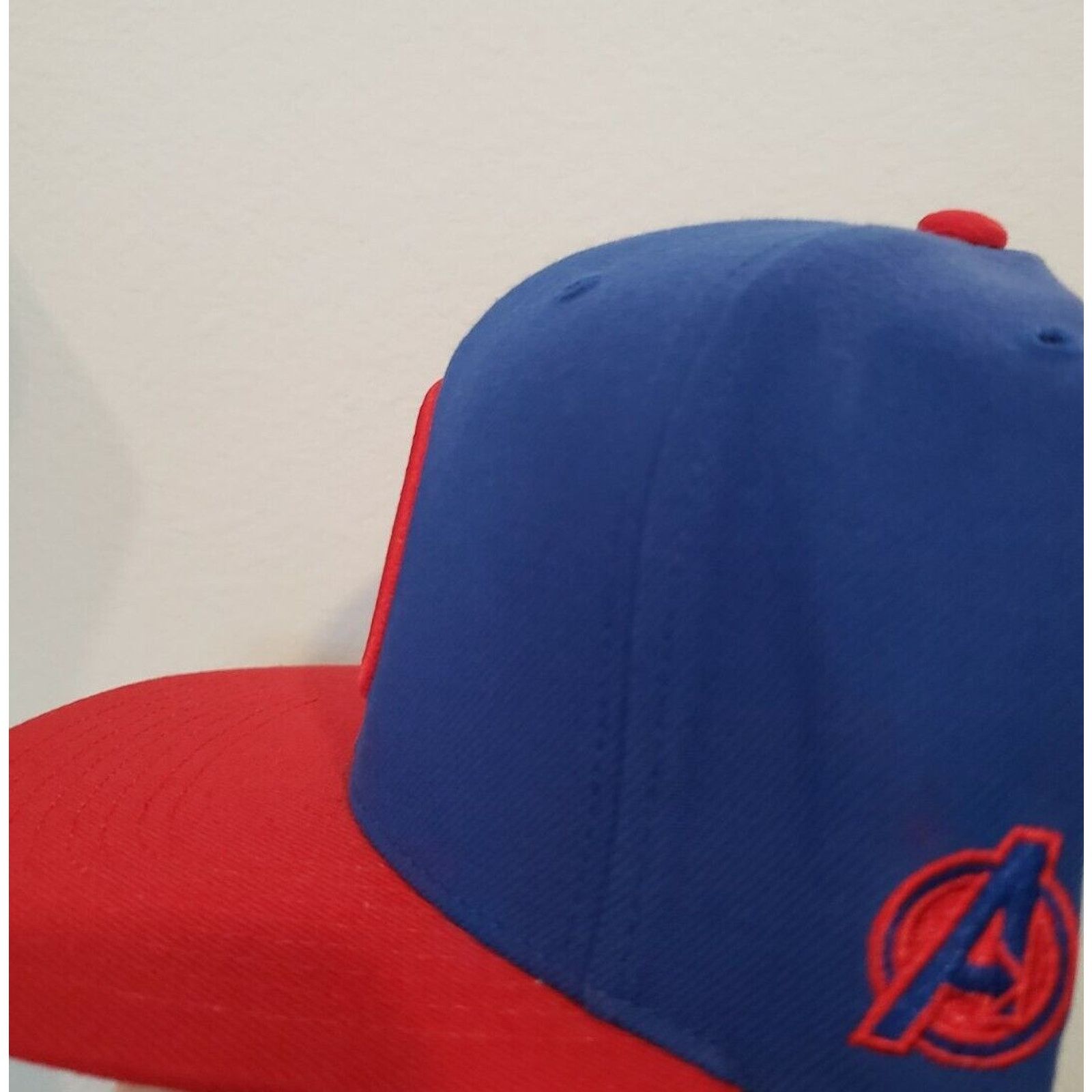 Lids Captain America Hat Cap Marvel Avengers Snap Snapback Lids Size ONE SIZE - 4 Thumbnail
