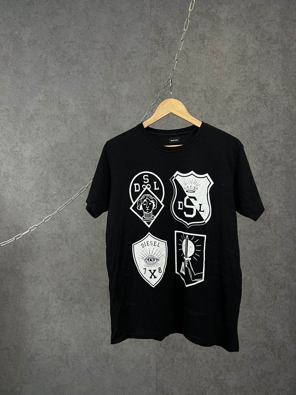 Diesel Diesel designer art tee Size US S / EU 44-46 / 1 - 1 Thumbnail
