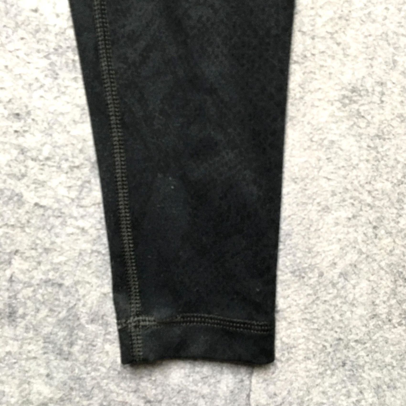 Lululemon Lululemon Leggings Womens 8 Black Animal Print High Rise Ankle Yoga Athletic Size 30" / US 8 / IT 44 - 2 Thumbnail