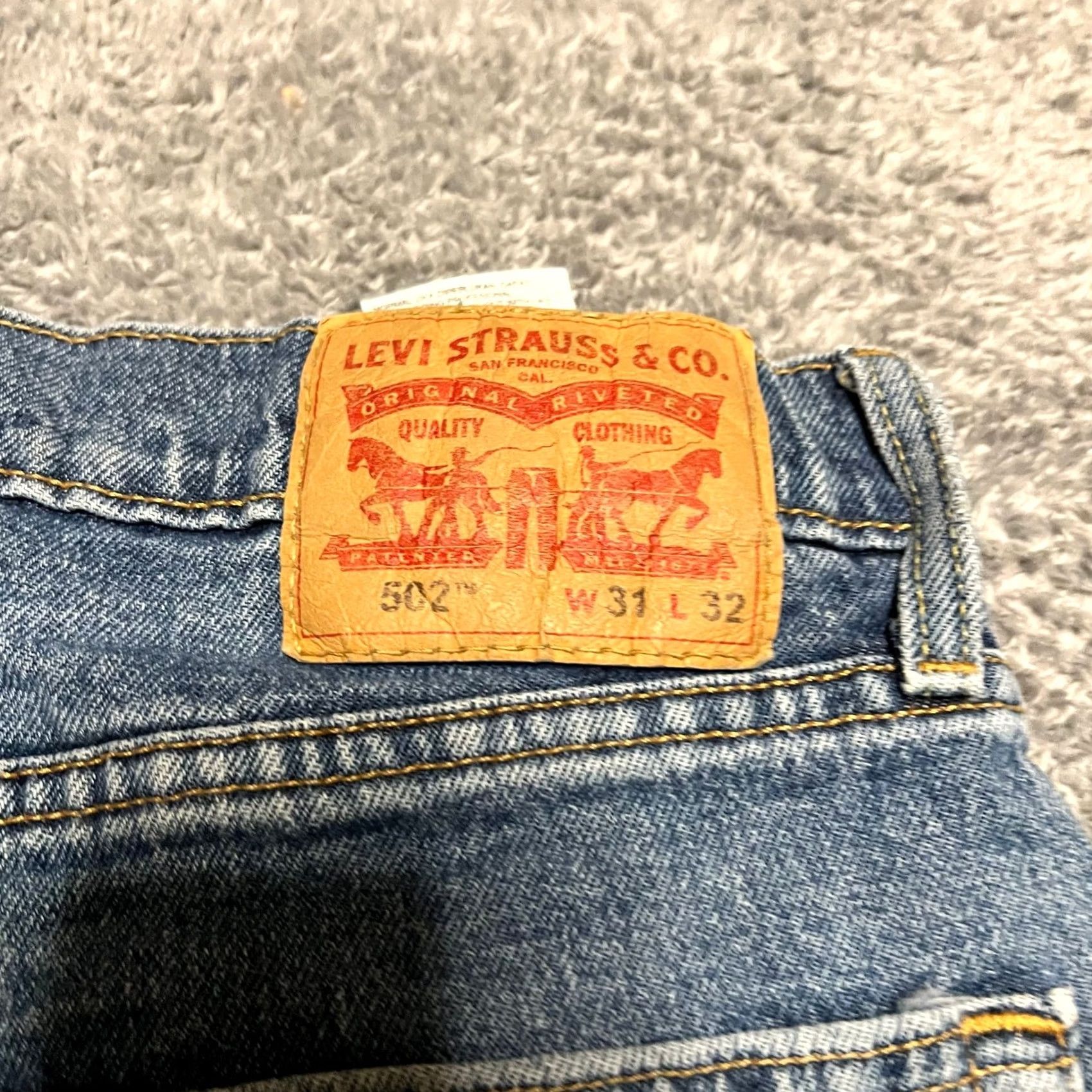 Levi's Levi’s 502 Jeans Men’s 31 x32 Blue Medium Wash Denim Regular Taper Fit Stretch Jeans Men 31 Regular Blue 32 Inseam Boys? Size US 31 - 3 Thumbnail