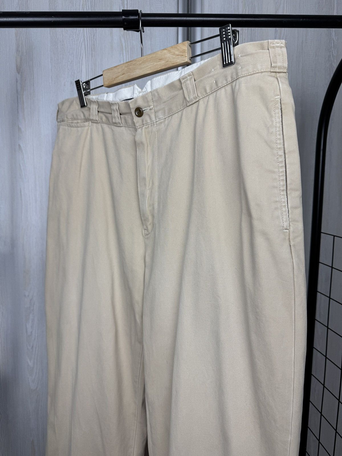 Polo Ralph Lauren Polo Ralph Lauren Outdoor Apparel beige chino pants Size US 36 / EU 52 - 6 Thumbnail