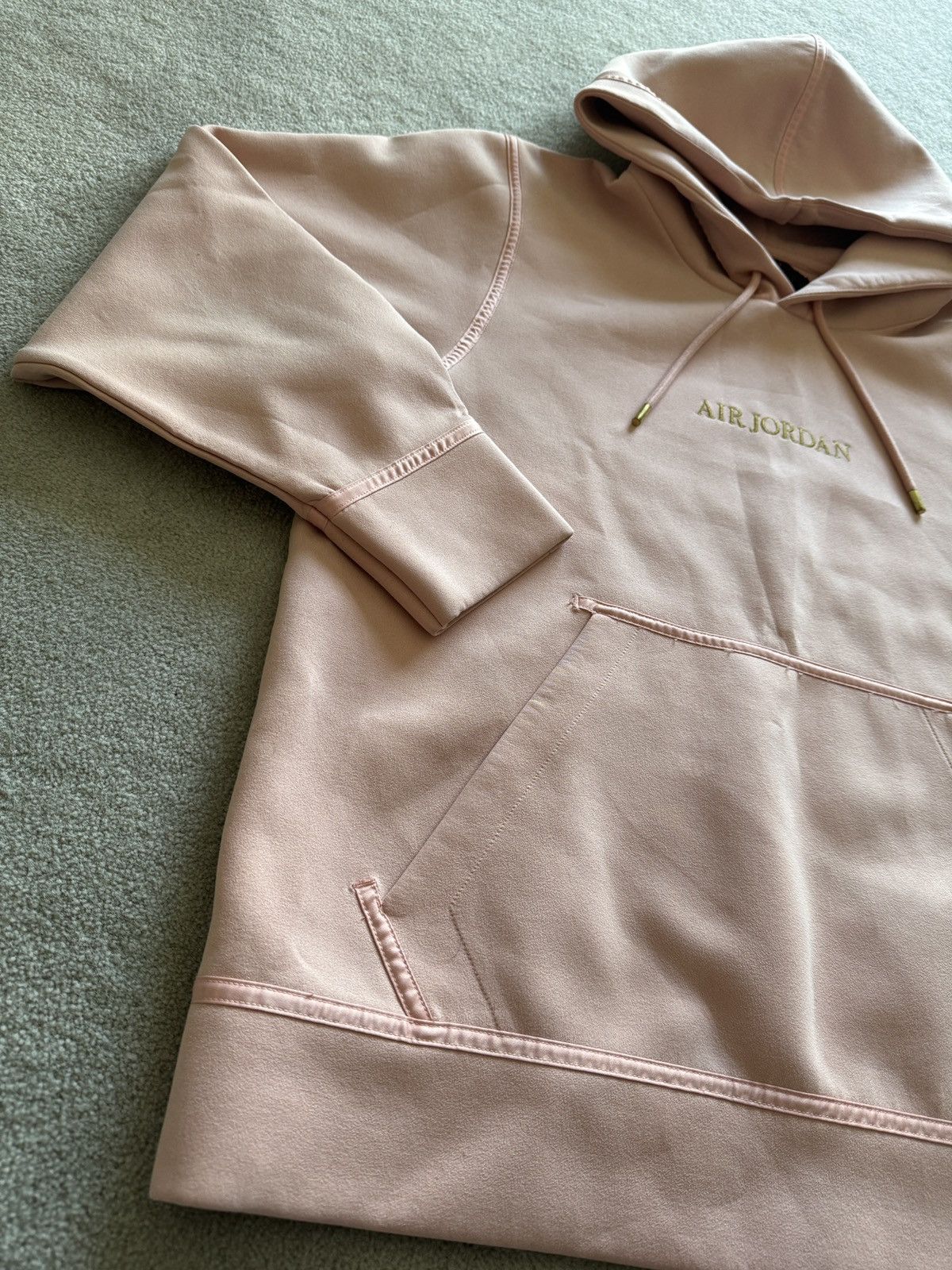 Jordan Brand Air Jordan Remastered Hoodie Coral Stardust Limited Edition Size US L / EU 52-54 / 3 - 3 Thumbnail