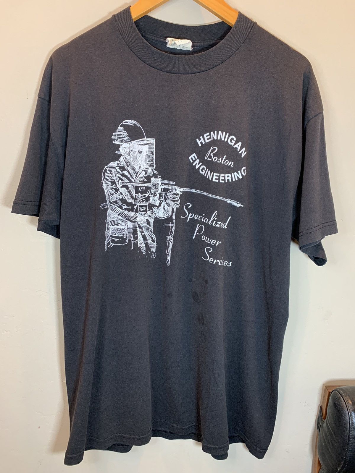 Vintage RARE Vintage Hennigan Engineering Specialized Services Shirt Size US XL / EU 56 / 4 - 1 Thumbnail