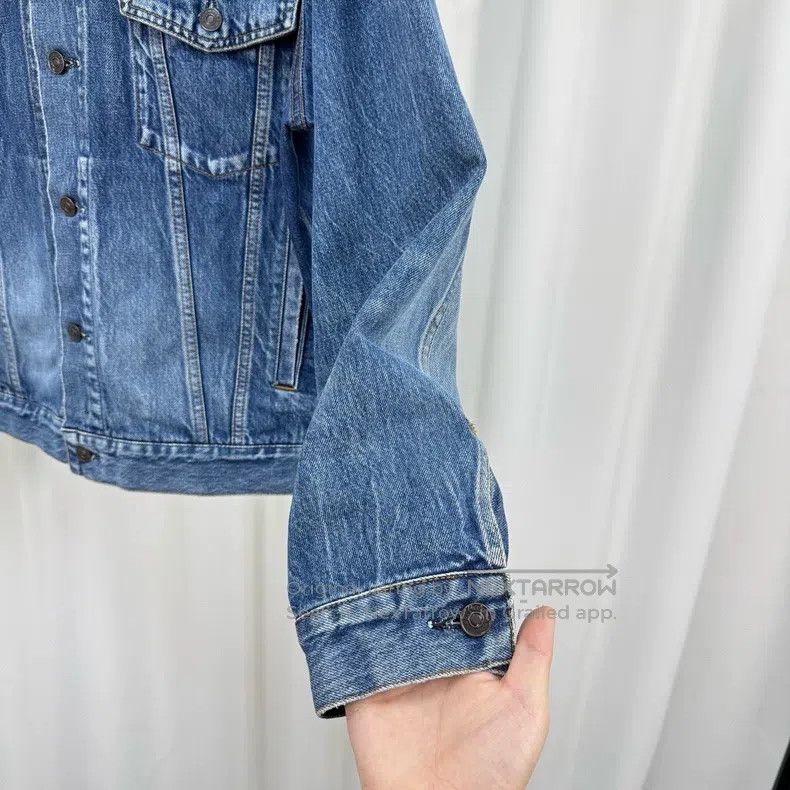 Balenciaga Balenciaga Back Letter Denim Jacket Size XS / US 0-2 / IT 36-38 - 4 Thumbnail