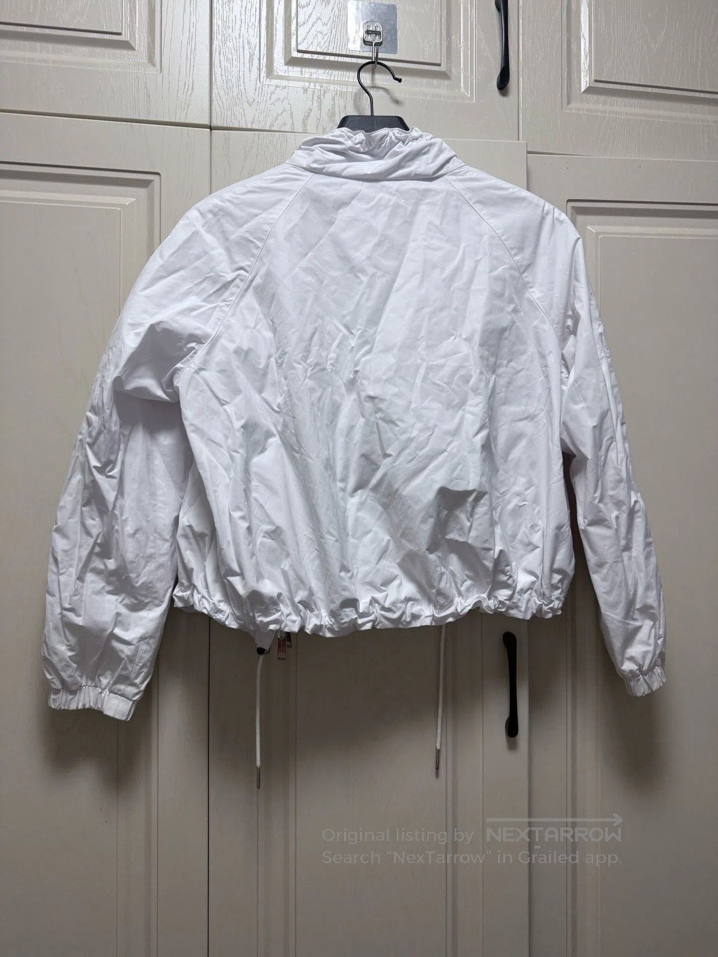 Burberry Burberry White Short Coat UK6. Size M / US 6-8 / IT 42-44 - 2 Thumbnail