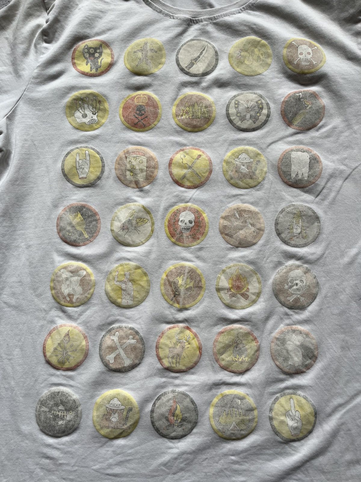 Dsquared2 × Vintage Dsquared2 Distressed T-shirt Humor Logo Tee Y2K USA Size US S / EU 44-46 / 1 - 2 Thumbnail