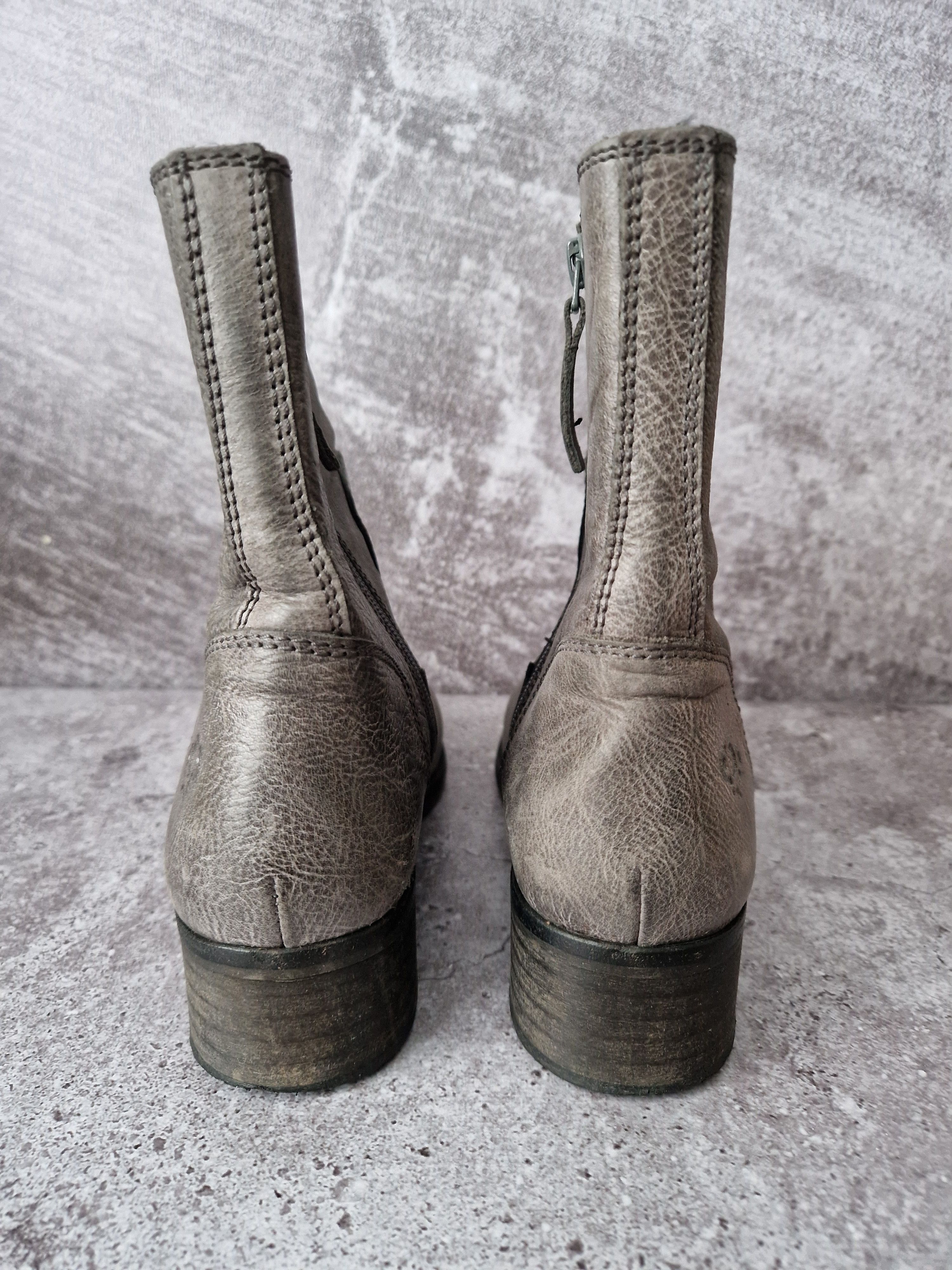 Vintage Real leather grey gaudi faded hi boots Size US 6 / IT 36 - 6 Thumbnail
