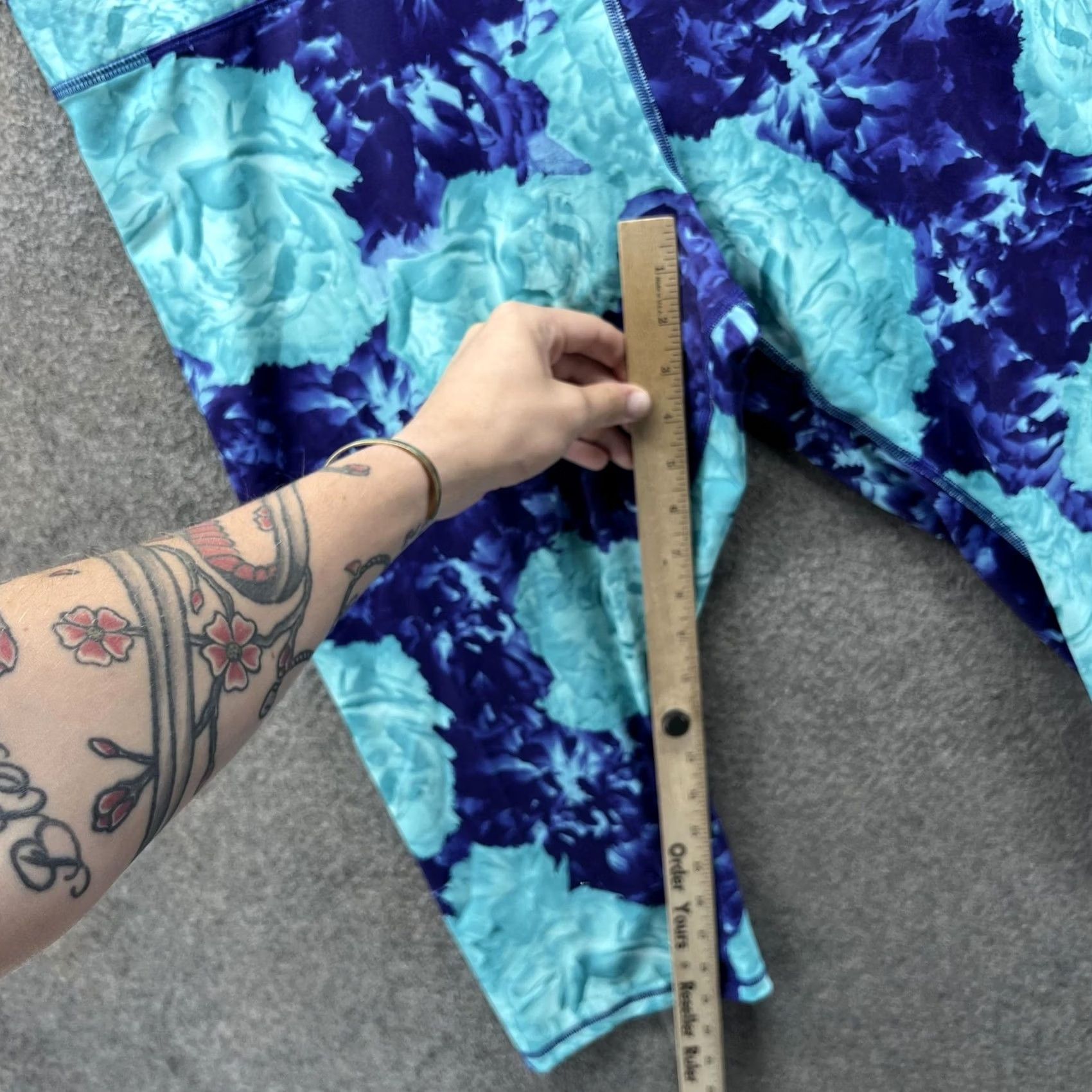Champion Champion Leggings Womens 3X Blue Teal Floral Capri Plus Size Performance Size 40" / US 18 - 3 Thumbnail