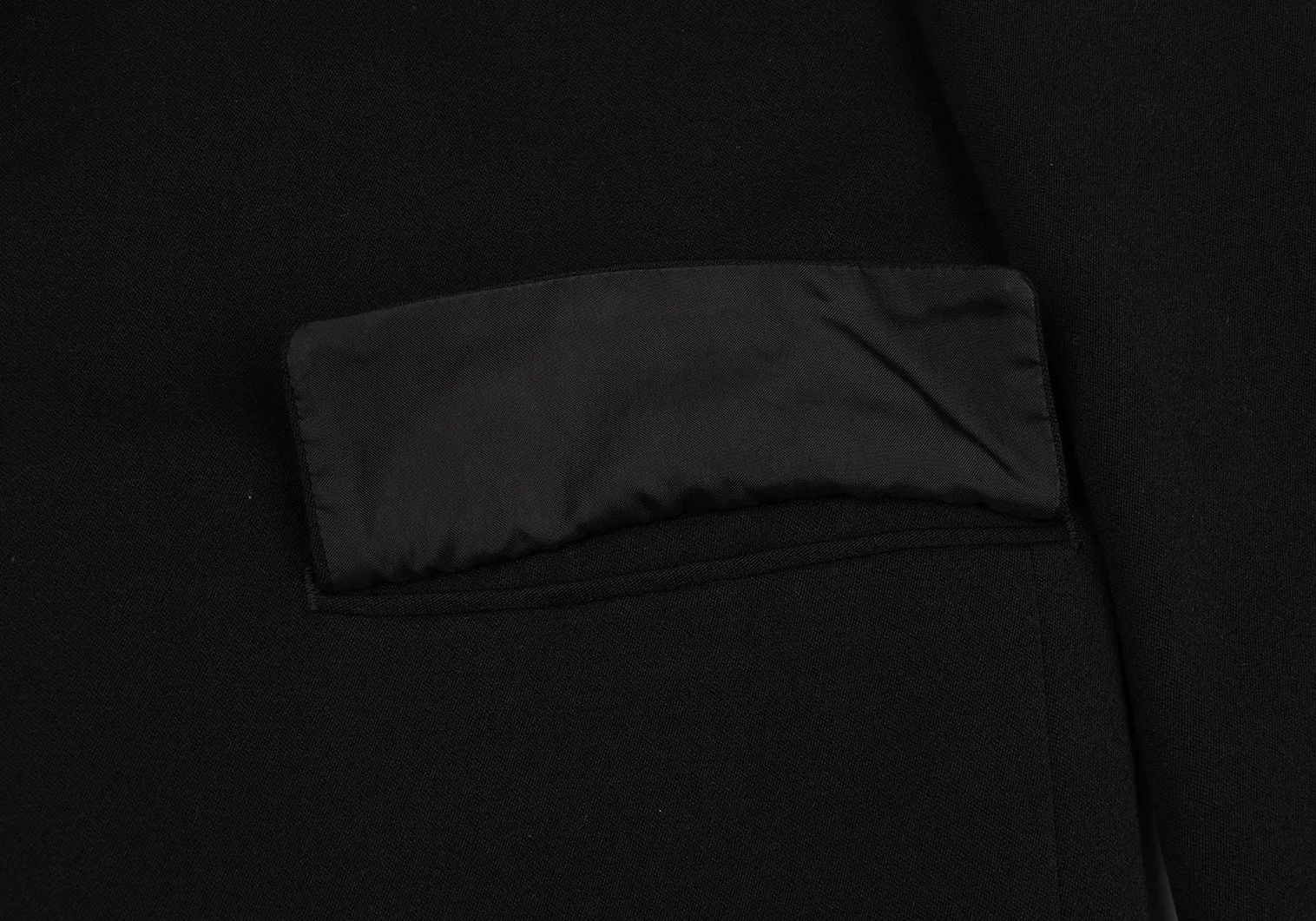 Comme des Garcons Homme Plus Flower Liner Wool 2B Jacket in Black Size S Size US S / EU 44-46 / 1 - 13 Thumbnail