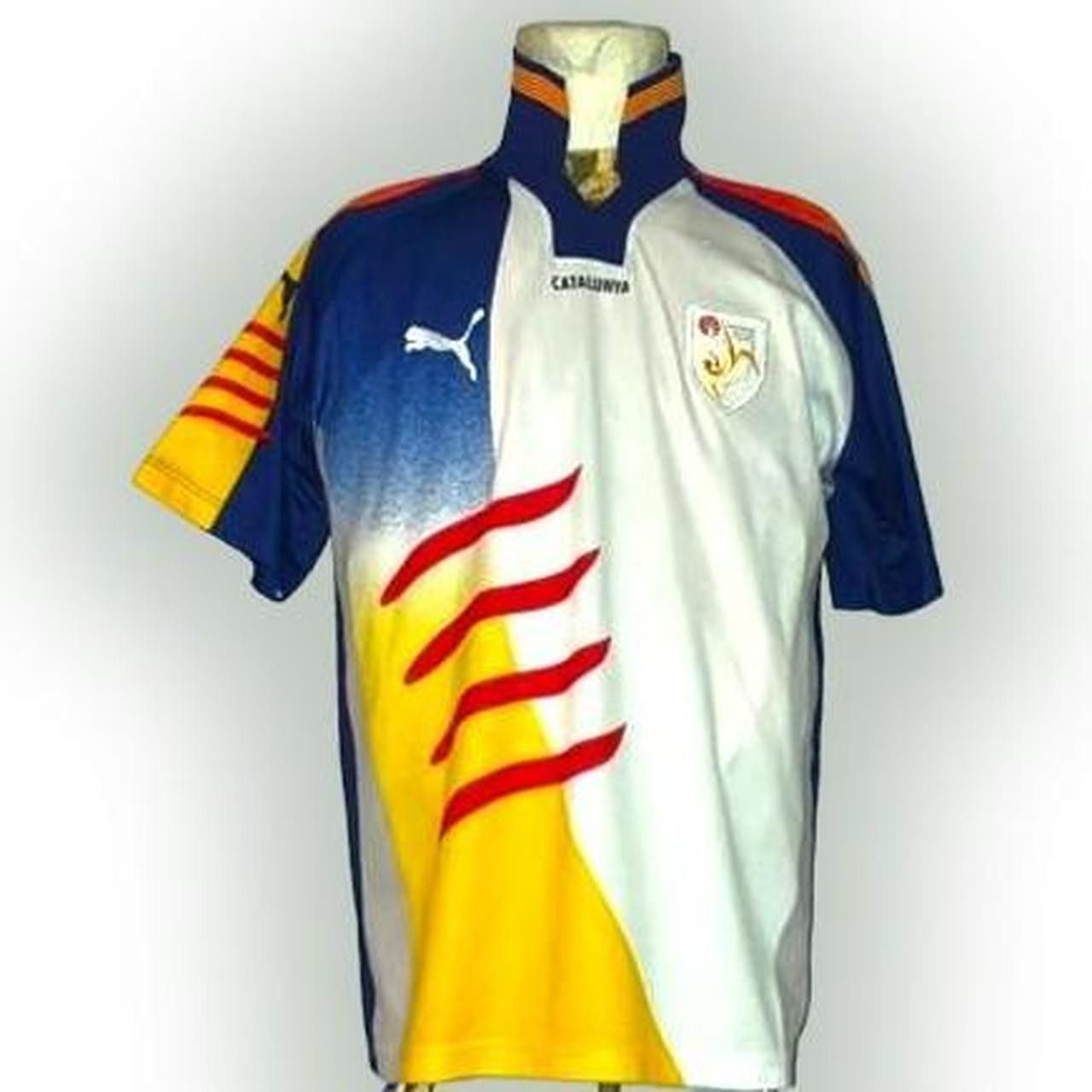 Puma Fc Catalonia Catalunya 2001 2002 Home Shirt Jersey Size US L / EU 52-54 / 3 - 2 Thumbnail