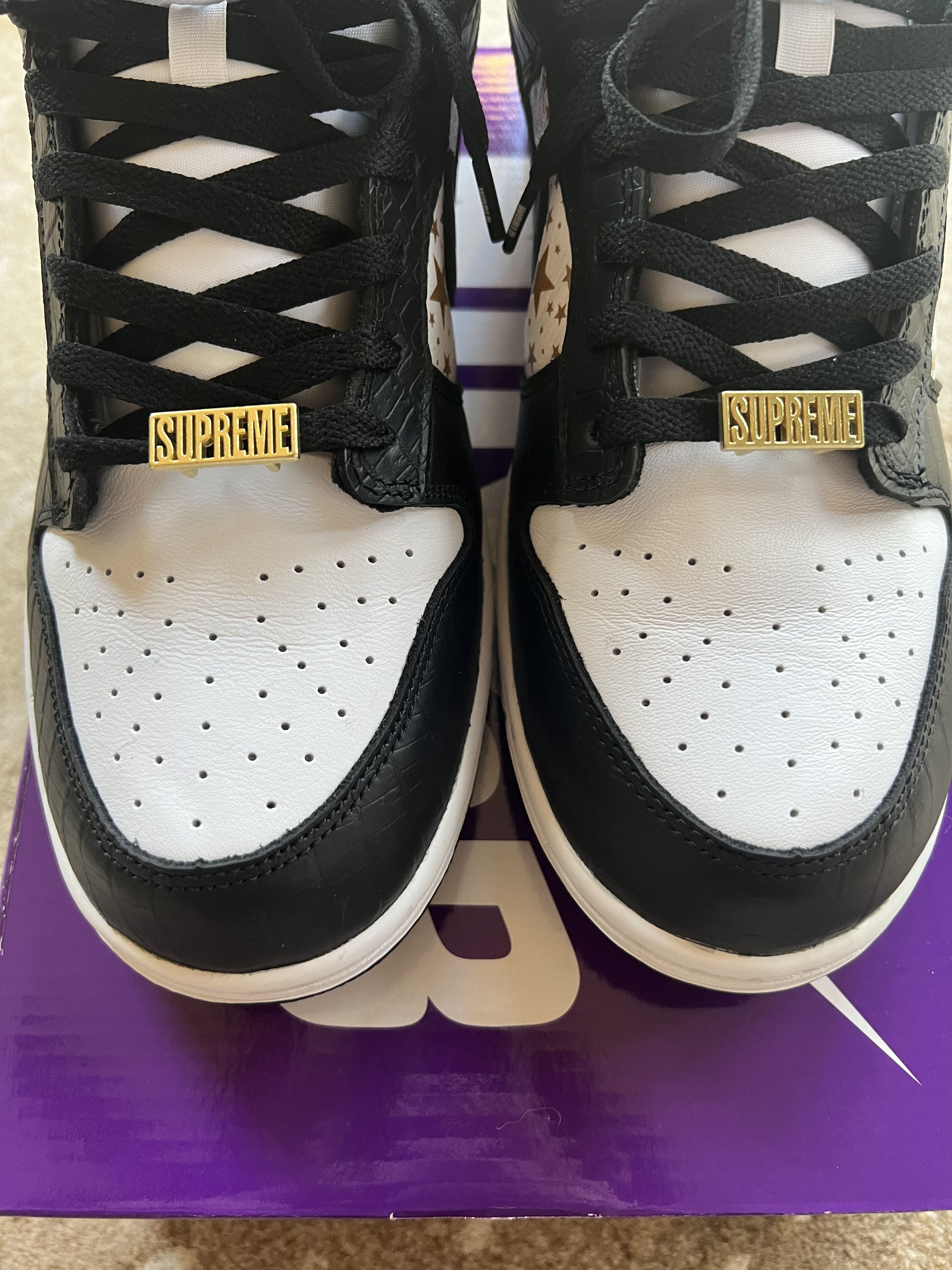 Nike × Supreme Nike SB Dunk Low Supreme Stars Black Size US 11 / EU 44 - 9 Thumbnail