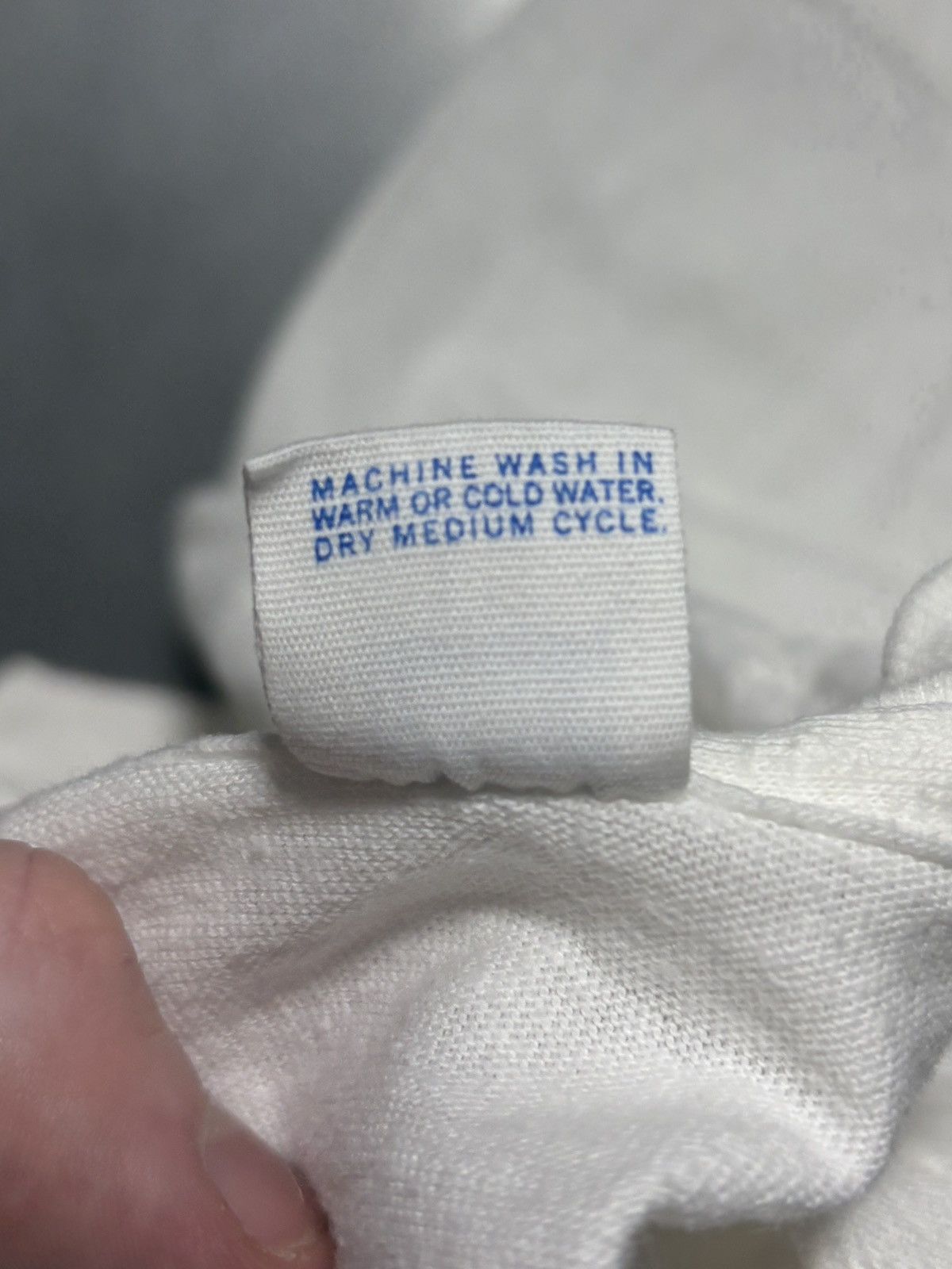 Hanes Vintage Hanes T-Shirt 1970s Blank Tee 1980s White Blue Tag Size US M / EU 48-50 / 2 - 4 Thumbnail