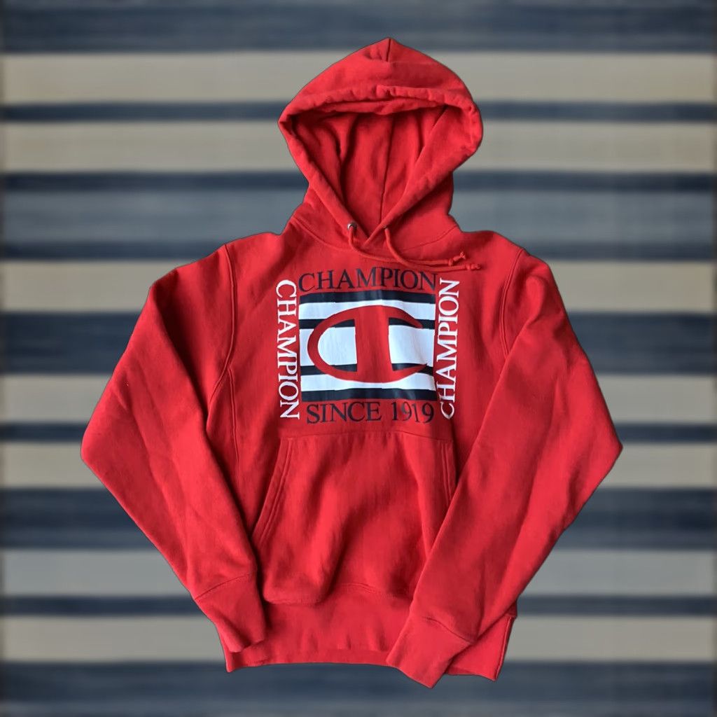 Champion VINTAGE Champion Reverse Weave Since 1919 Logo Red Hoodie Small Size US S / EU 44-46 / 1 - 1 Thumbnail