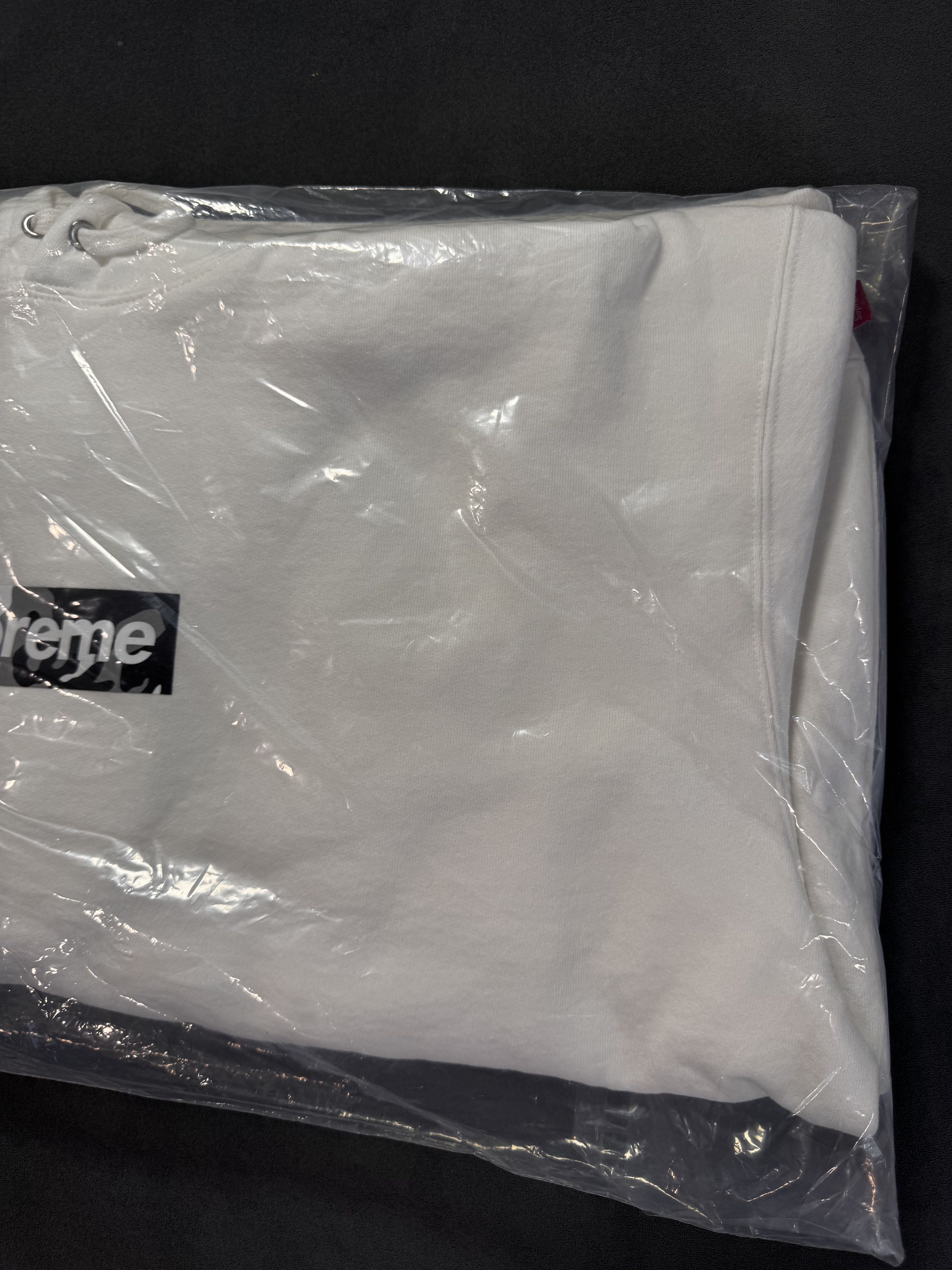 Supreme Supreme Miami Exclusive Box Logo Hoodie Sweatshirt Size US XL / EU 56 / 4 - 3 Thumbnail