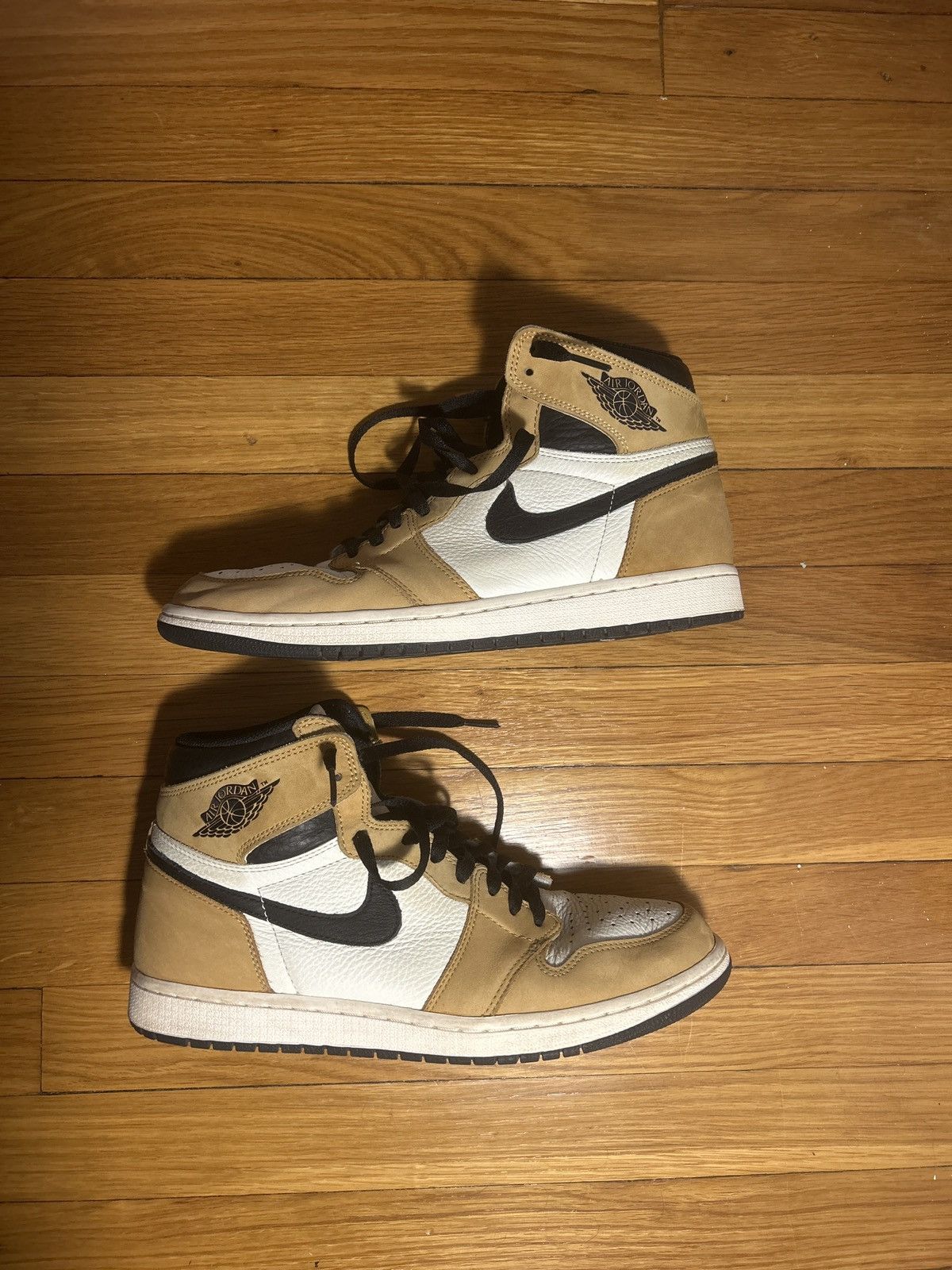Jordan Brand × Nike Nike Jordan 1 Low Rookie of the Year Size US 11.5 / EU 44-45 - 1 Thumbnail