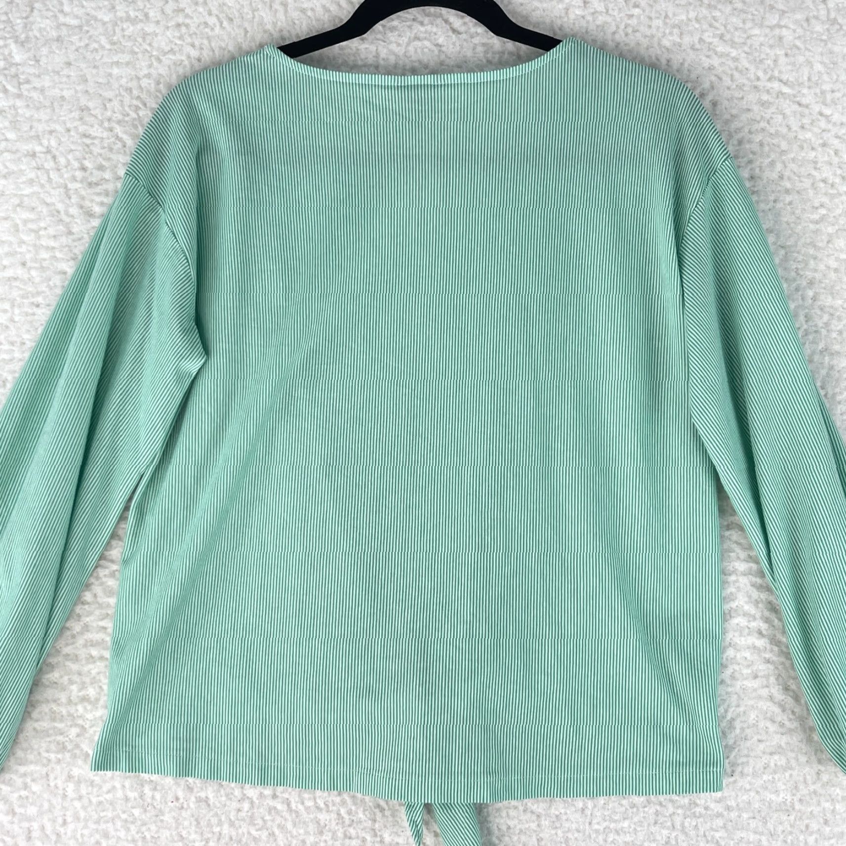 Ann Taylor Ann Taylor Petite Green Striped Long Sleeve Shirt Womens Front Tie V-Neck PM Blouse Size M / US 6-8 / IT 42-44 - 3 Thumbnail