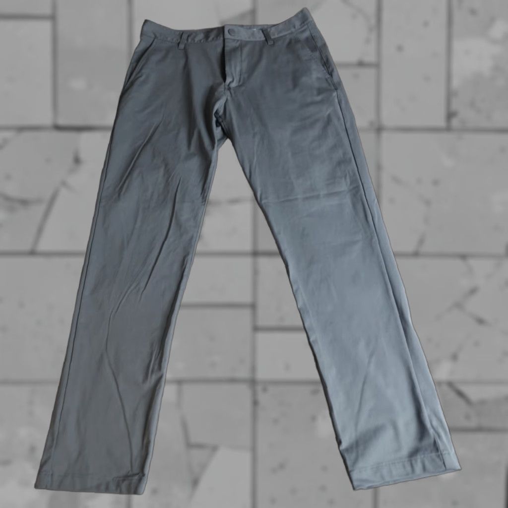 Rhone Rhone Pants Slim Fit 30 x 28 Gray Chino Men Size US 31 - 1 Thumbnail