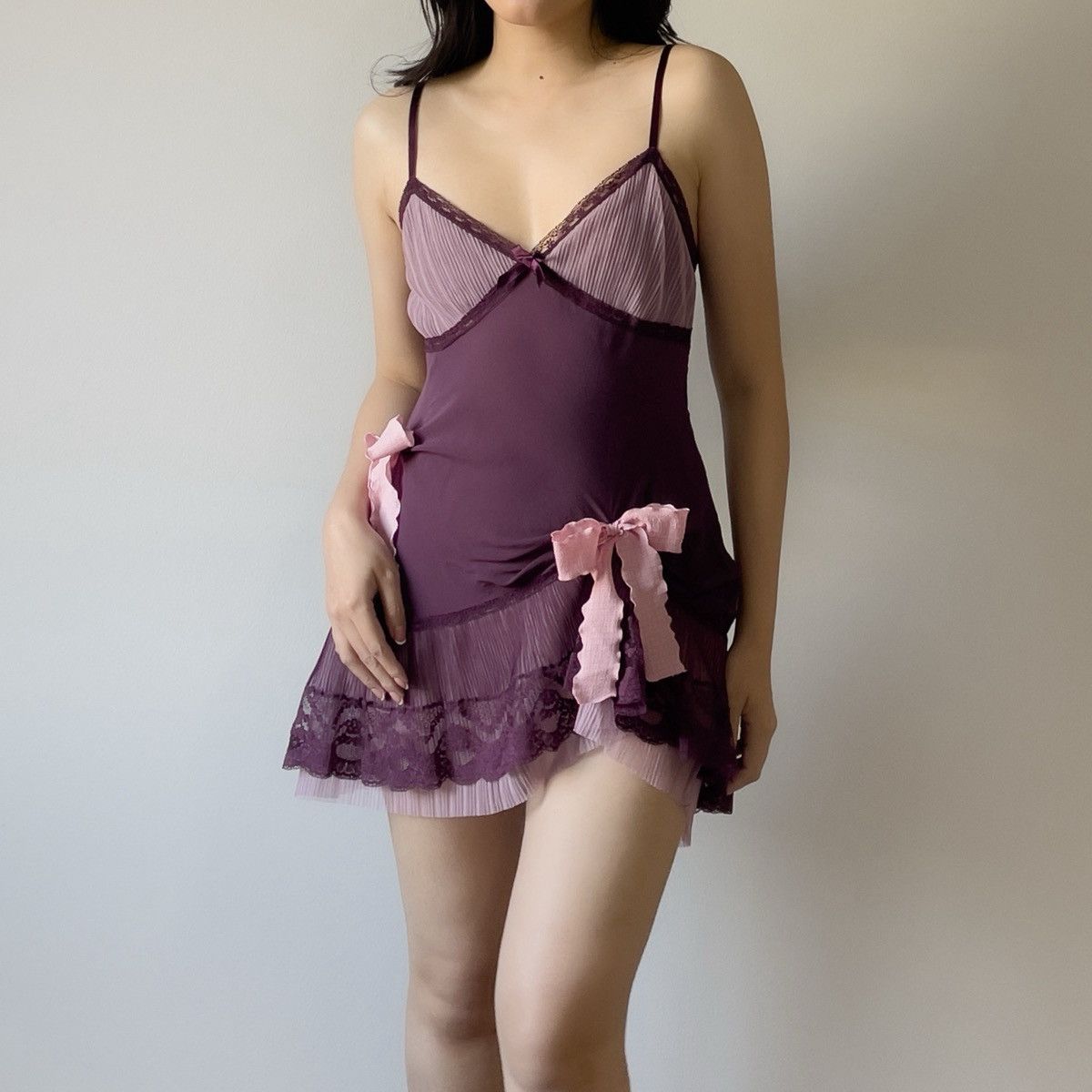 Victoria's Secret Victoria’s Secret Deep Plum Silk Mini Slip Dress (M) Size M / US 6-8 / IT 42-44 - 6 Thumbnail