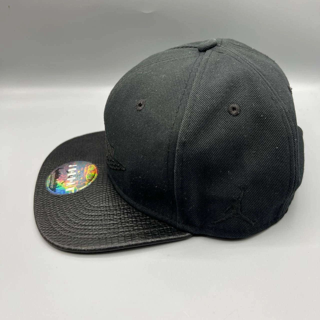 Jordan Brand Air Jordan Wings Hat Men Black Embroidered Snap Back Cap Size ONE SIZE - 6 Thumbnail