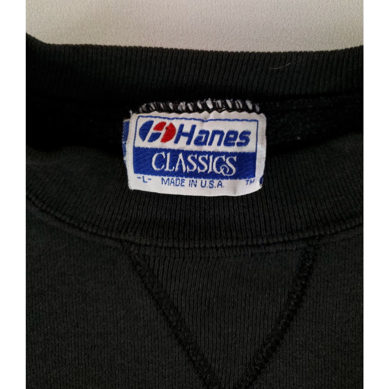 Hanes VINTAGE Hanes Crew Neck Sweatshirt Black Made USA Men L VTG 90s Vail CO Mens L Size US L / EU 52-54 / 3 - 3 Thumbnail