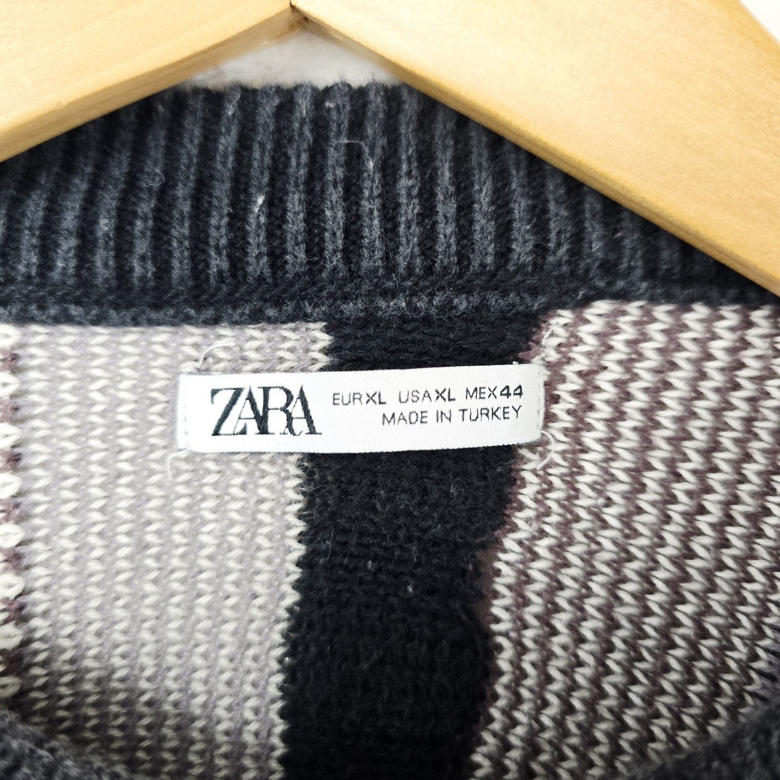 Zara Vintage Zara Mens XL 3D Knit Textured Coogi Style Sweater Size US XL / EU 56 / 4 - 7 Thumbnail
