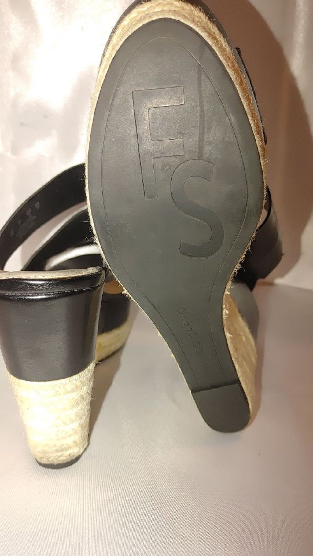 The Unbranded Brand Franco Sarto Miss Karter Leather Wedge Heel Size 9 Size US 9 / IT 39 - 8 Thumbnail