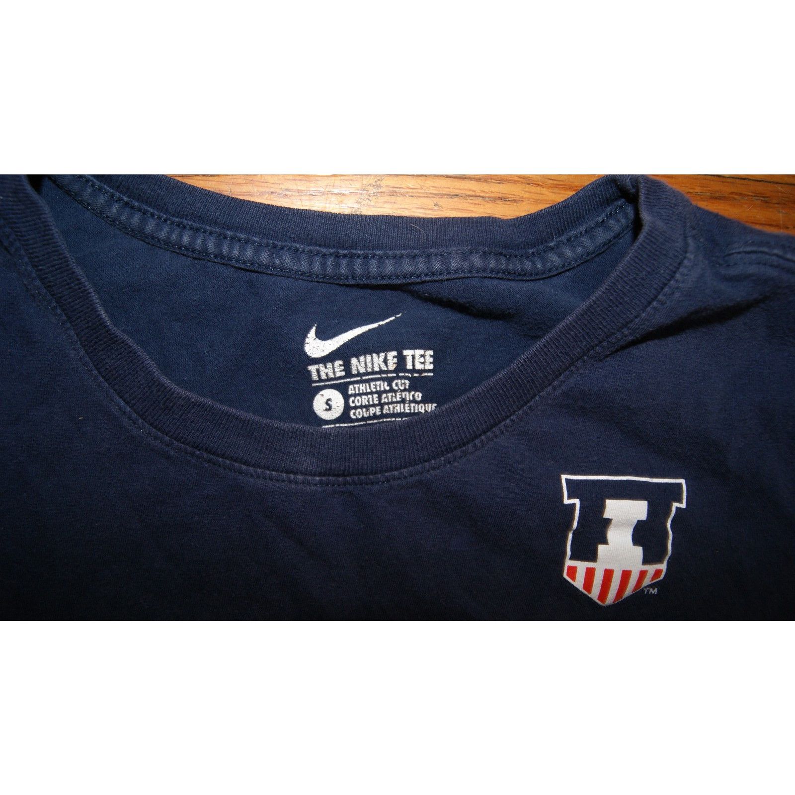 Nike ILLINOIS FIGHTING ILLINI Football Swoosh Nike Tee S TShirt Size US S / EU 44-46 / 1 - 3 Thumbnail