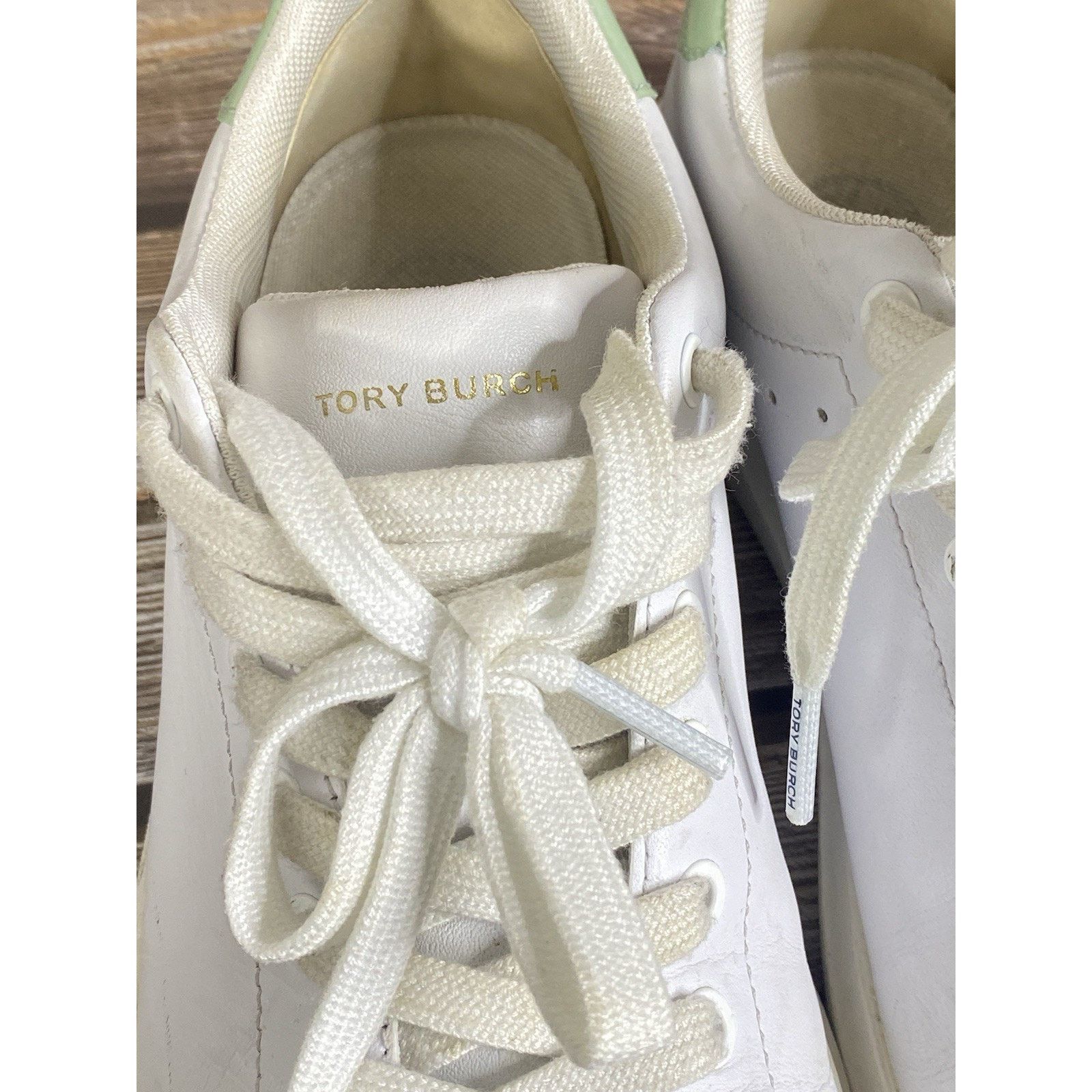 Tory Burch Tory Burch 82776 Howell Court Sneaker White Leather 7 Size US 7 / IT 37 - 6 Thumbnail