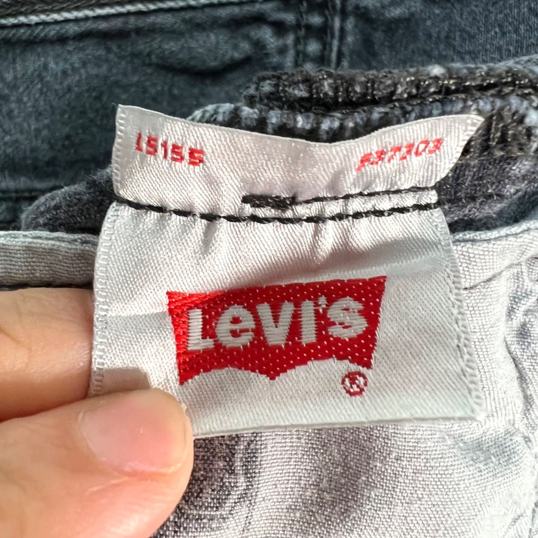 Levi's VTG Levi's 501 Mens Jeans Gray denim Straight Leg 31 x 30 Regular Inseam 30 Cotton 5-Pocket Size US 31 - 5 Thumbnail