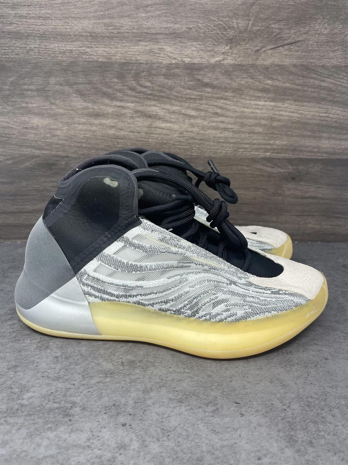 Adidas Adidas Yeezy Quantum Shoes Mens Size 7 Black Grey Sneakers Size US 7 / EU 40 - 5 Thumbnail