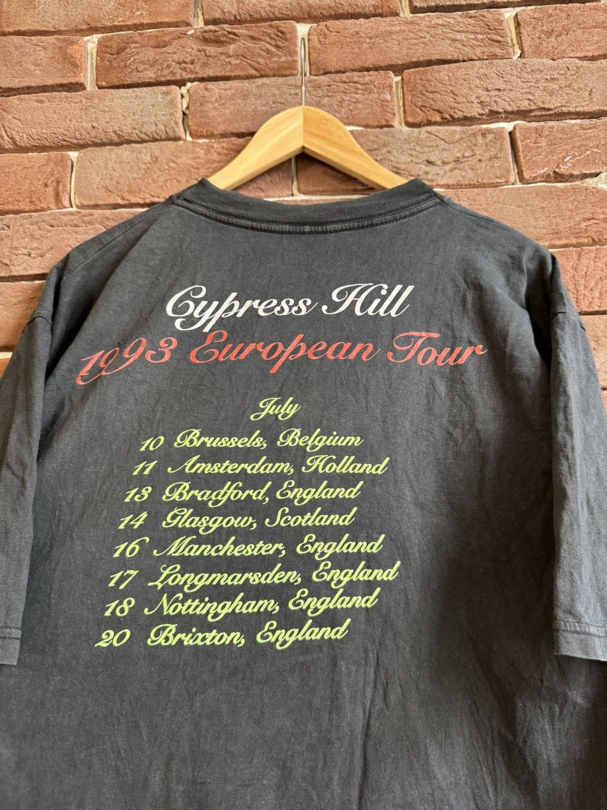 Band Tees 🔥Rare Vintage Cypress Hill 1993 Euro Tour Rap Band Tee XL Size US XL / EU 56 / 4 - 8 Thumbnail