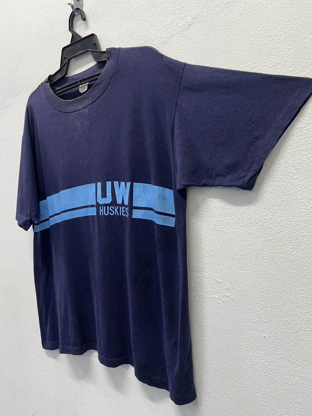 Japanese Brand × Vintage VINTAGE SHORELINE SPORTSWEAR UW HUSKIES SHIRT Size US XL / EU 56 / 4 - 4 Thumbnail