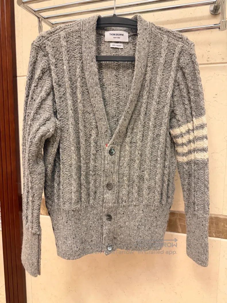 Thom Browne Thom Browne Gray coarse knit cardigan with four stripes Size US M / EU 48-50 / 2 - 2 Thumbnail