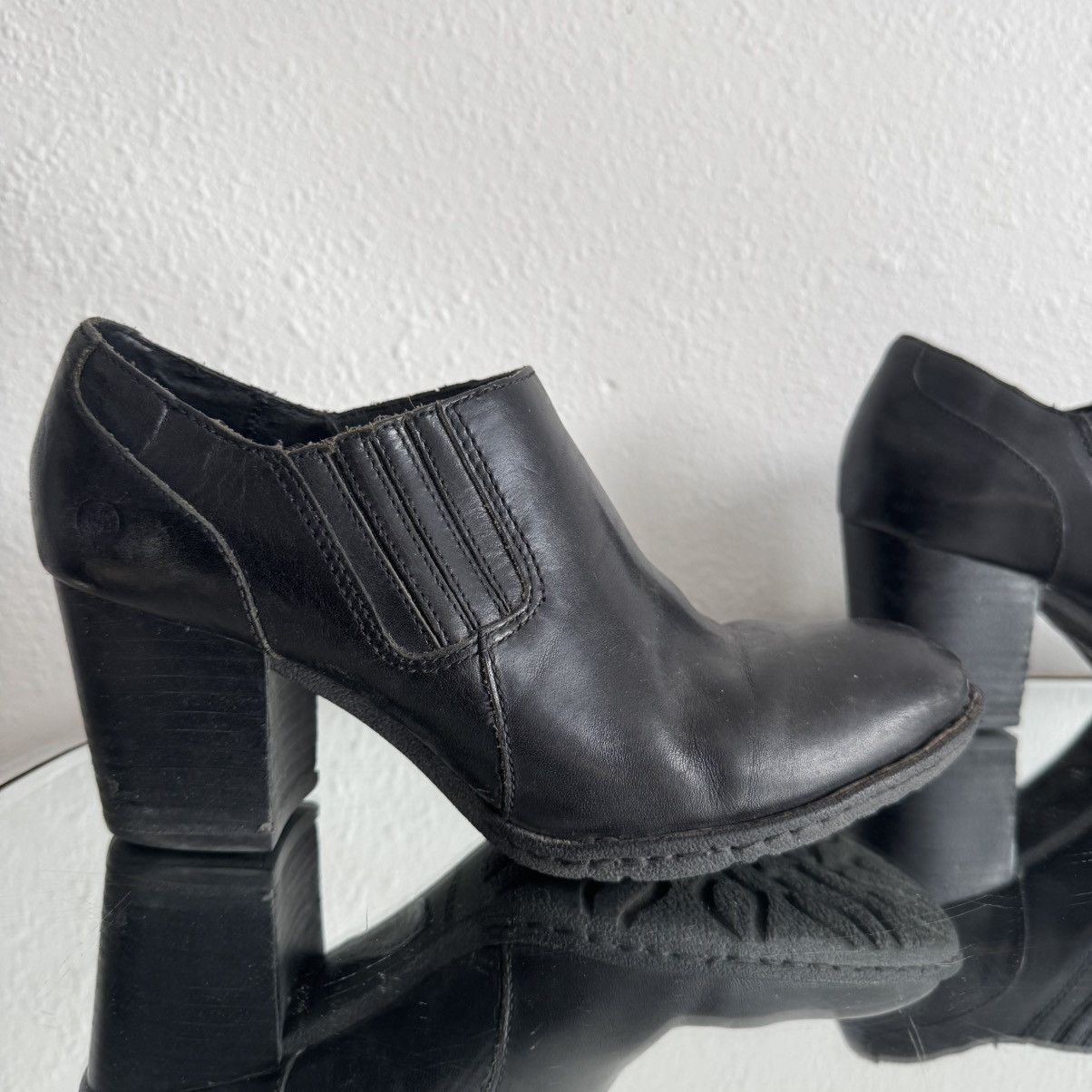 Born BORN Black Leather Western Breckin Low Ankle Slip On Boots Size US 8 / IT 38 - 3 Thumbnail