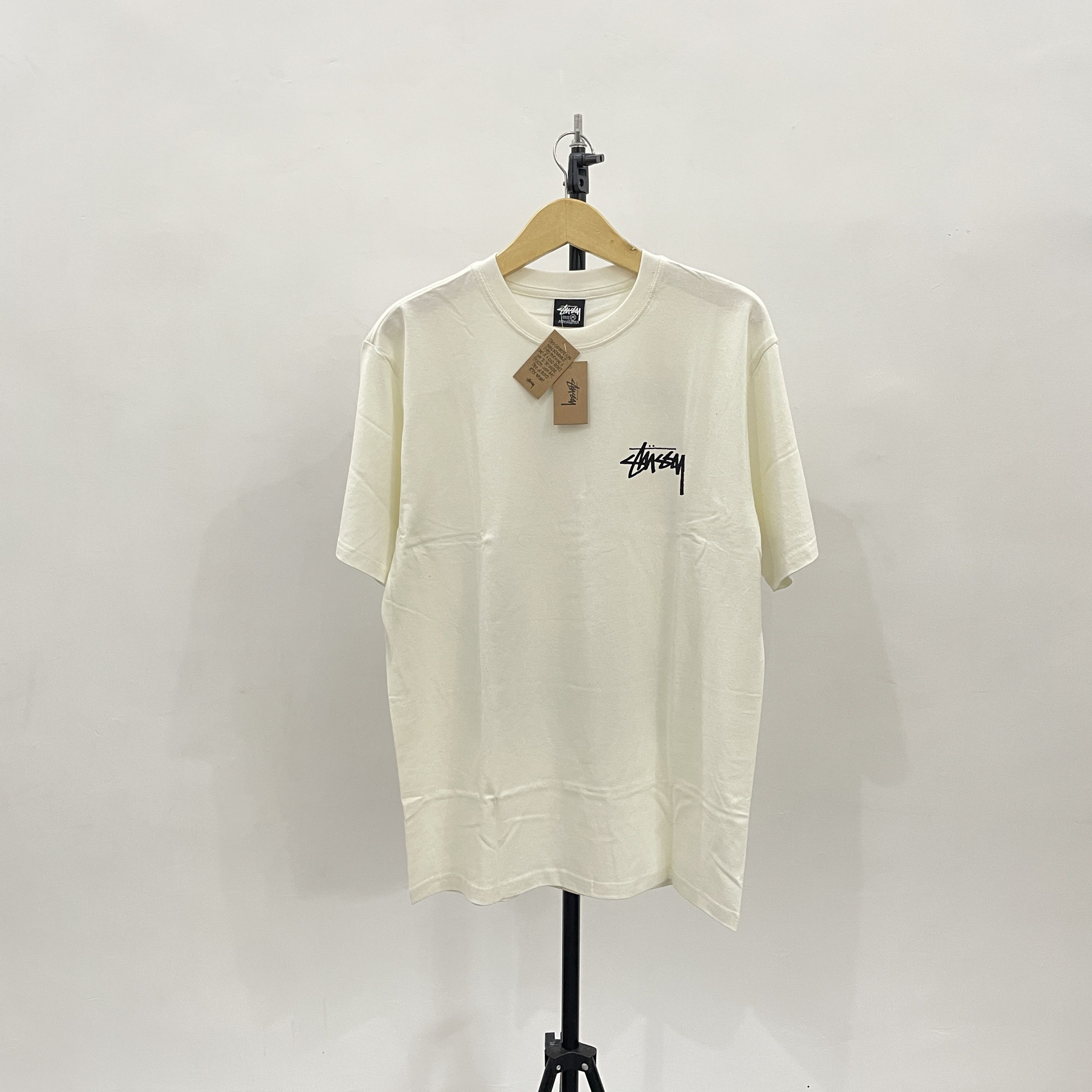 Stussy HOW WE'RE LIVIN PIG DYED TEE NATURAL // MEDIUM Size US M / EU 48-50 / 2 - 2 Thumbnail