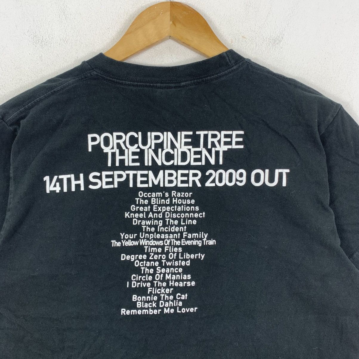 Japanese Brand PORCUPINE TREE The INCIDENT Japanese Band ShortSleeve Tshirt Size US M / EU 48-50 / 2 - 5 Thumbnail