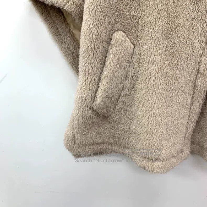 Max Mara Max Mara one-size-fits-all Khaki Teddy Alpaca Hair Reversib Size S / US 4 / IT 40 - 4 Thumbnail