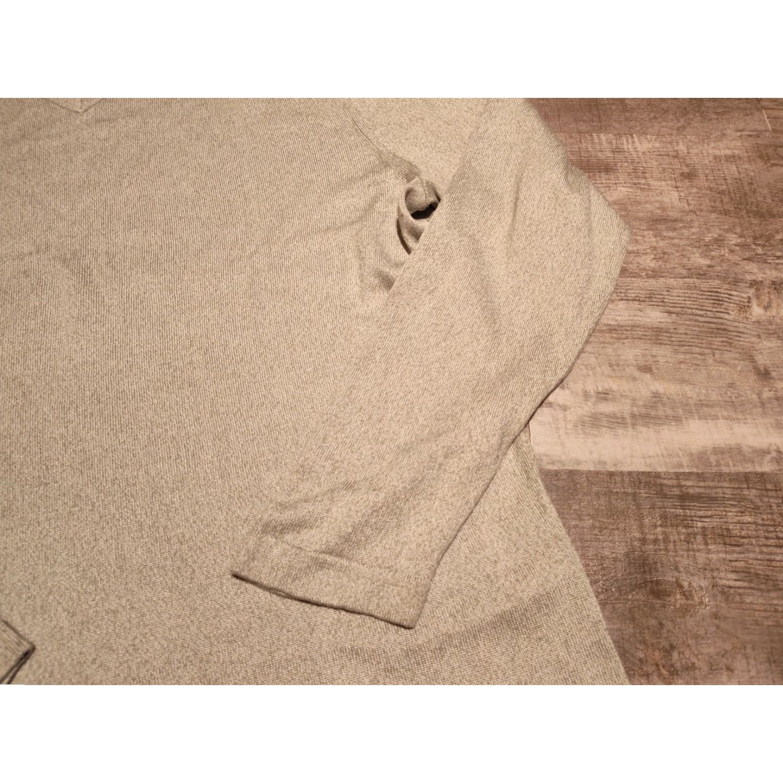 Banana Republic Banana Republic Cashmere Silk Sweater Large V-Neck Light Green Solid Men’s Classic Designer Preppy Size US L / EU 52-54 / 3 - 2 Thumbnail