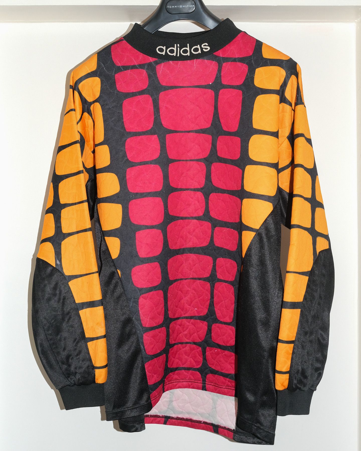 Adidas adidas 94 / 96 Goalkeeper template jersey Size US S / EU 44-46 / 1 - 1 Thumbnail