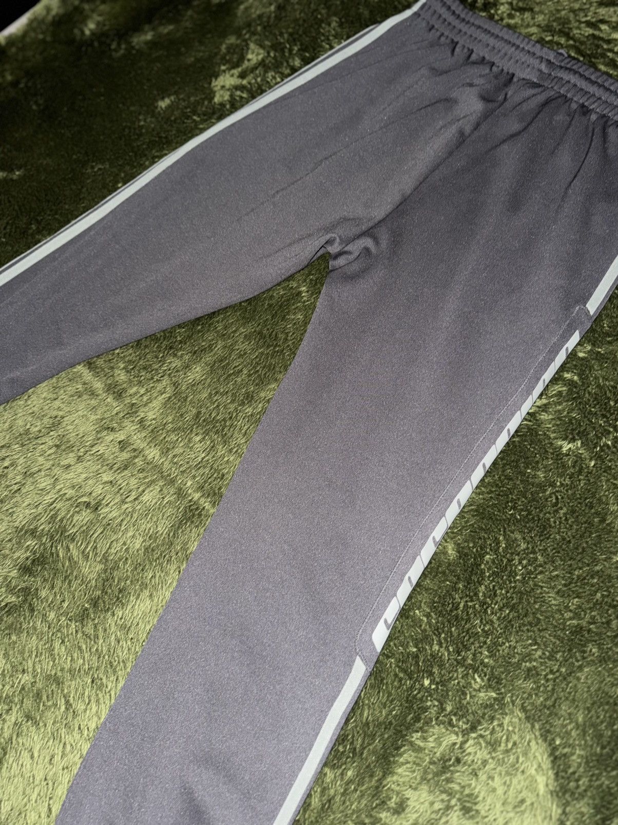Adidas [M] Adidas Yeezy Calabasas Track Pants Core Size US 34 / EU 50 - 9 Thumbnail