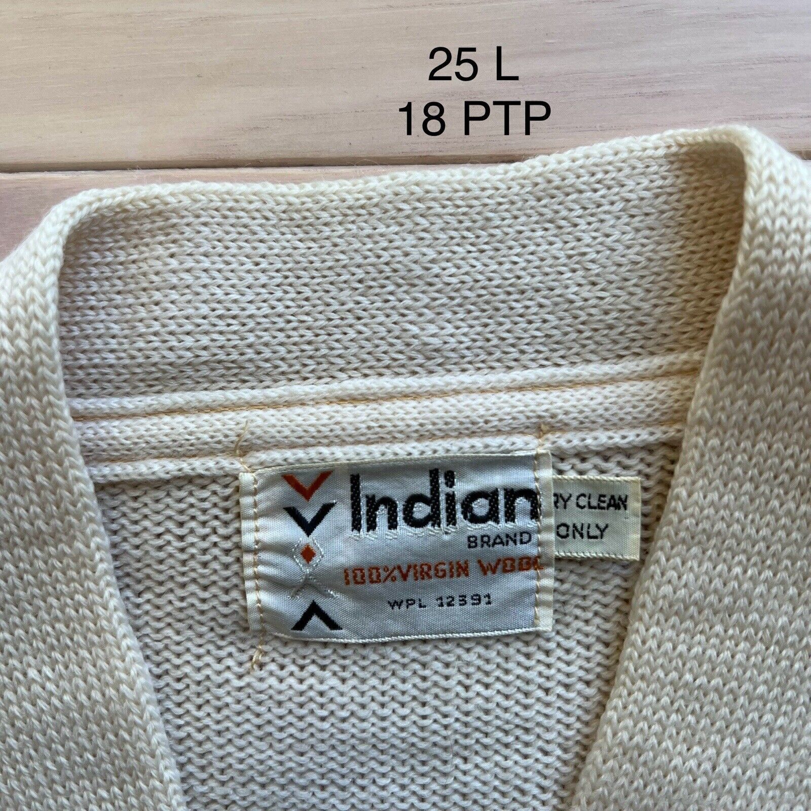 Vintage Vintage Letterman Cardigan S Beige Wool Sweater 60s Indian Size US S / EU 44-46 / 1 - 7 Thumbnail