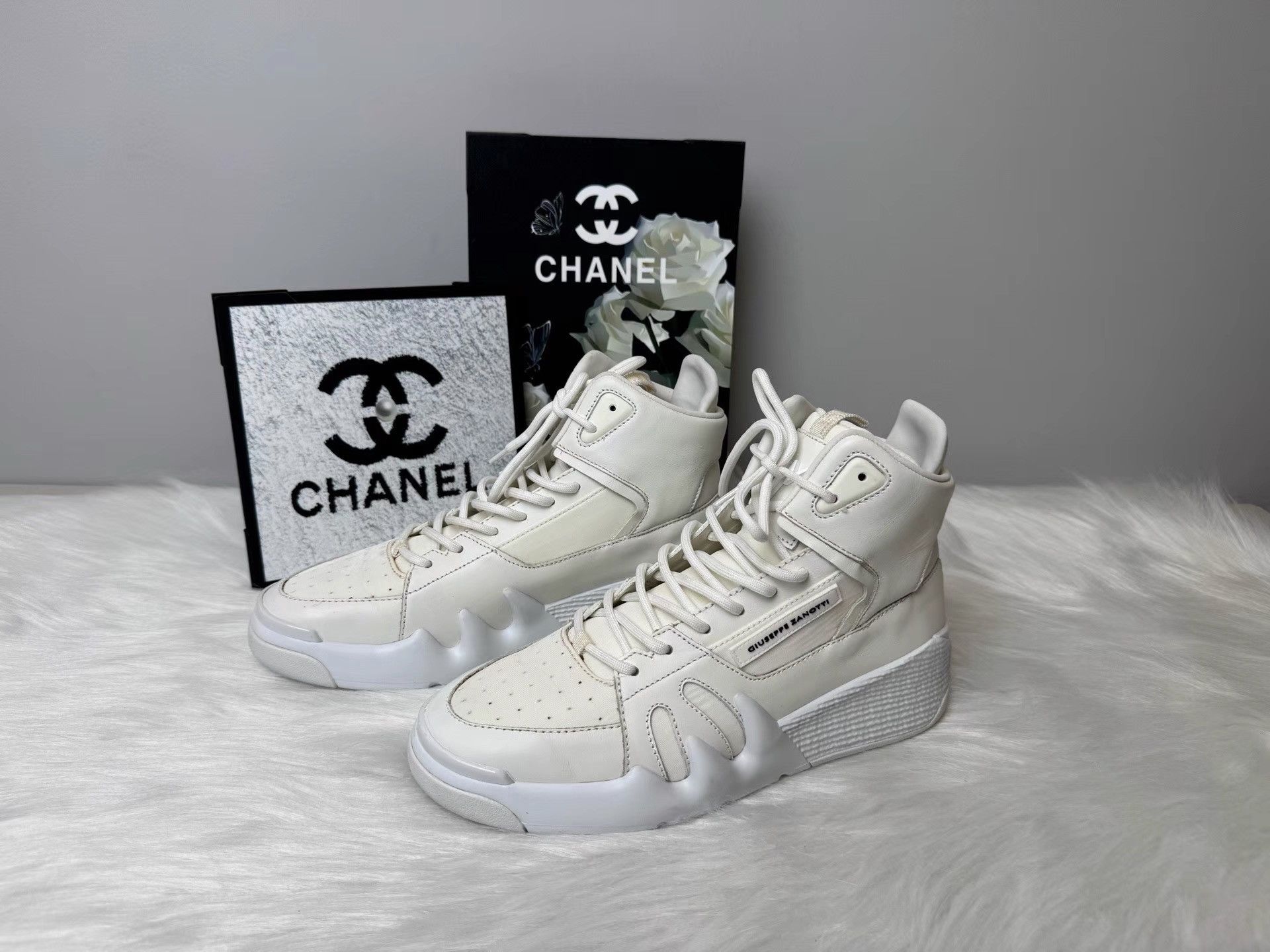 Giuseppe Zanotti giuseppe zanotti GZ Talon High-top White Shoes K36 Size US 9 / EU 42 - 1 Thumbnail