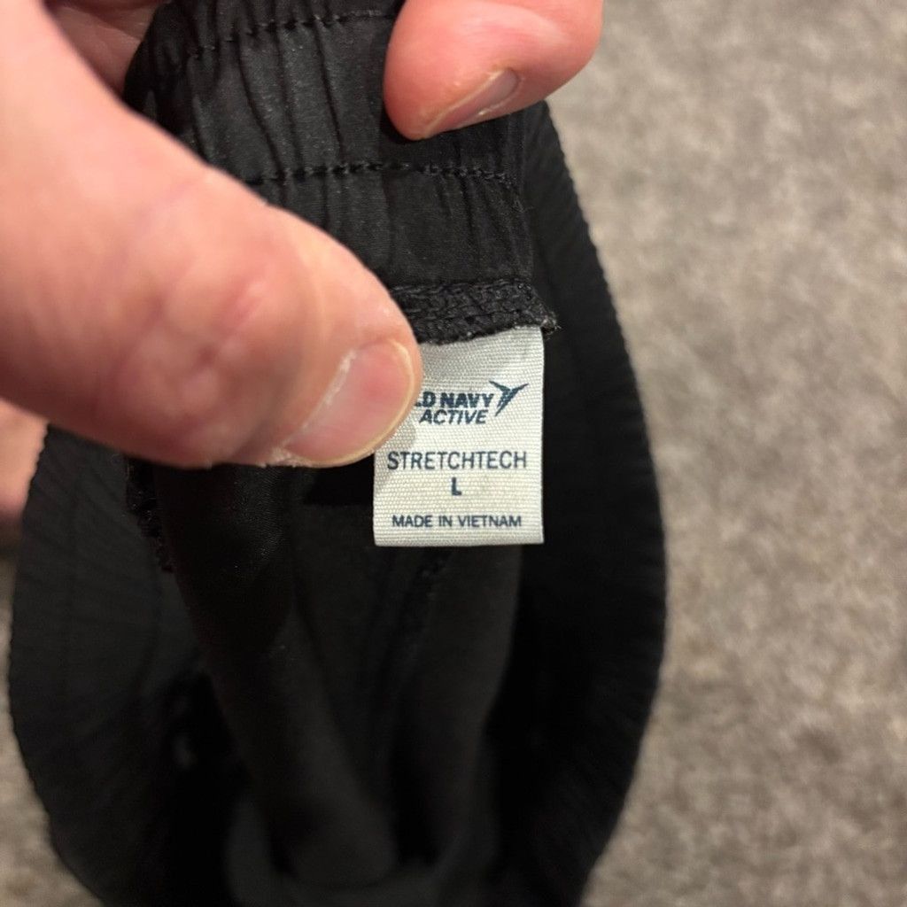 Old Navy Old Navy Men's Black Sweatpants Size US 36 / EU 52 - 3 Thumbnail