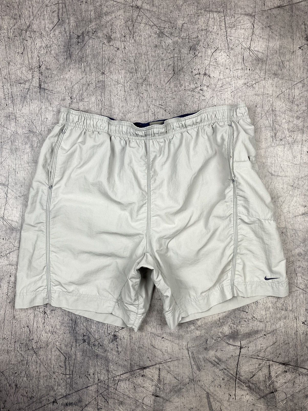 Nike × Vintage Vintage Nike Swoosh Cargo Drill Y2K Nylon Shorts Size US 35 - 5 Thumbnail