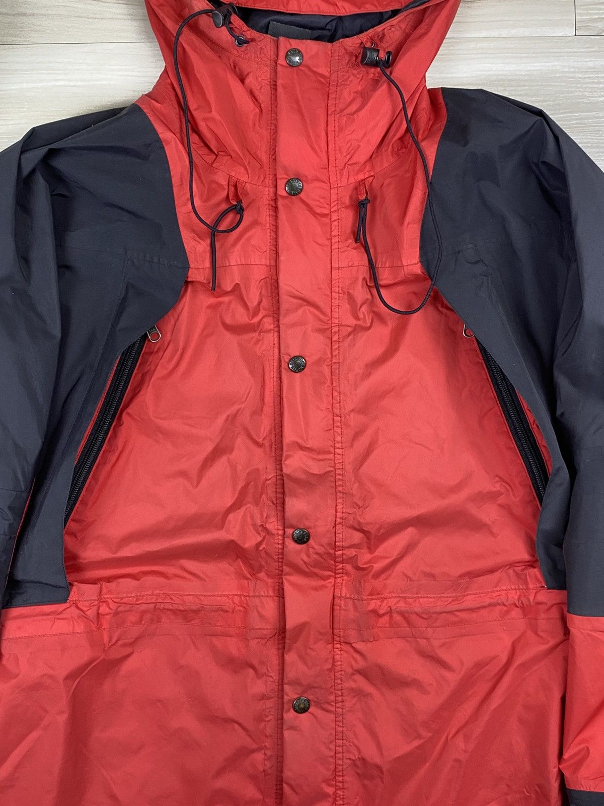 The North Face VINTAGE THE NORTH FACE GORE TEX RED Size US M / EU 48-50 / 2 - 7 Thumbnail
