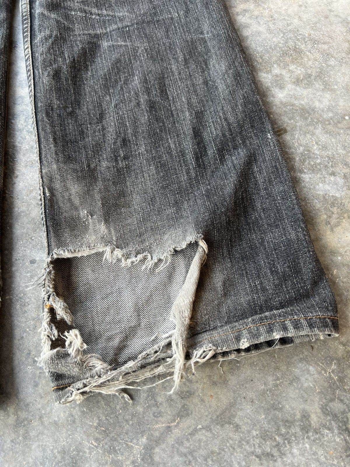 Levi's VINTAGE LEVIS 502 DISTRESS JEAN Size US 32 / EU 48 - 15 Thumbnail